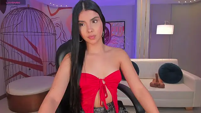 Snapshot of MiaLaurence chatting on March 2, 2026, 6:59 pm MiaLaurence online show from March 2, 2026, 6:59 pm