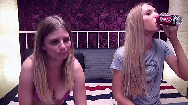 BlondeWitches online show from November 22, 2025, 12:43 am