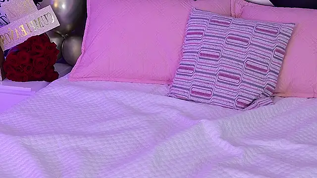 CataRicci online show from March 31, 2026, 10:01 pm