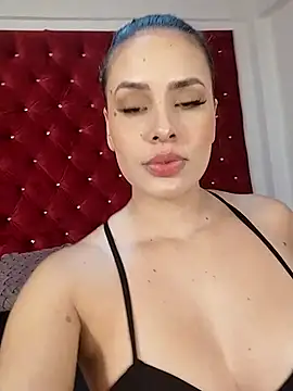 CataRicci online show from October 20, 2025, 1:22 pm