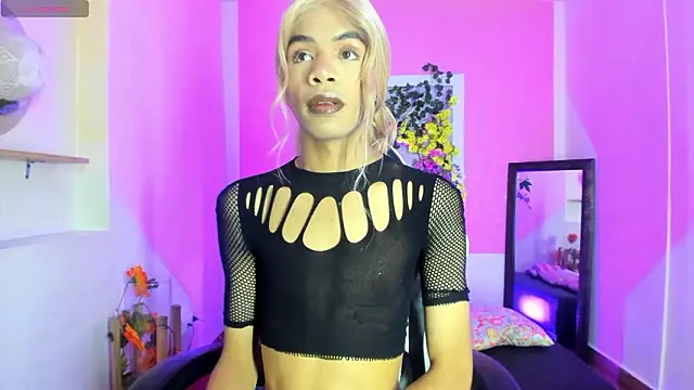 Katy bratz  online show from March 30, 2026, 3:30 am