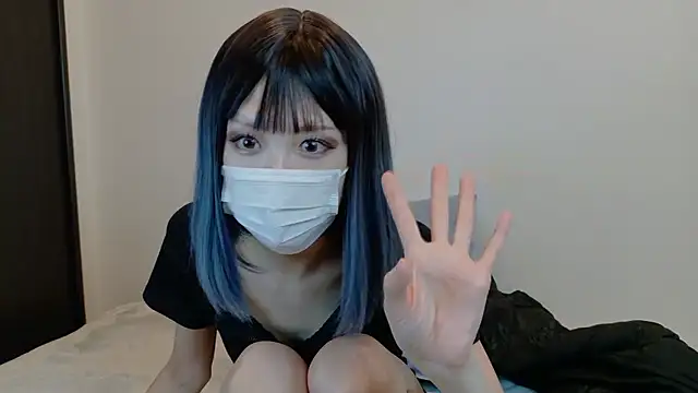 sarina at online show from January 16, 2026, 4:38 am