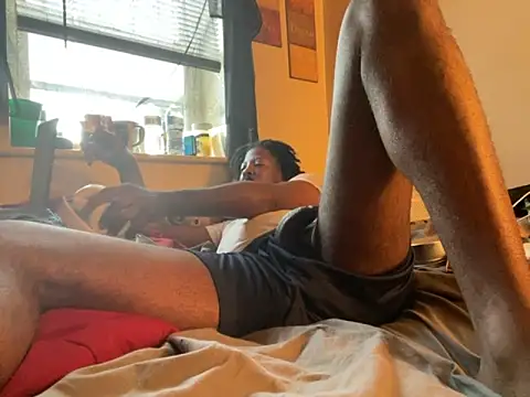 viceutk1 online show from September 16, 2025, 6:31 pm