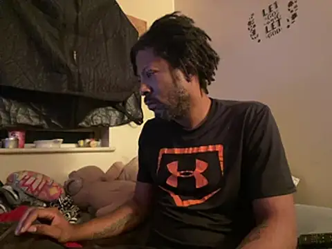 viceutk1 online show from February 22, 2026, 5:21 am