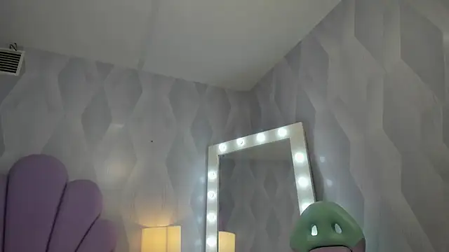 Snapshot of BabyAngel18_ chatting on January 13, 2026, 11:36 am BabyAngel18 online show from January 13, 2026, 11:36 am