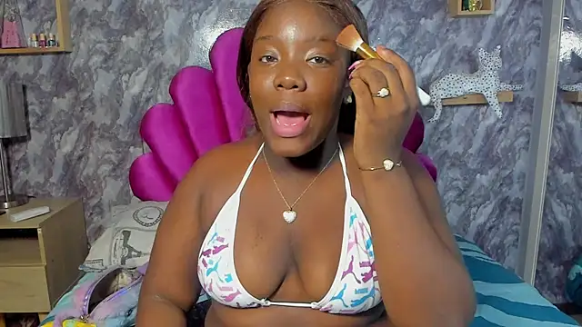 Snapshot of TANISHA_HILL chatting on September 16, 2025, 7:37 pm TANISHA HILL online show from September 16, 2025, 7:37 pm