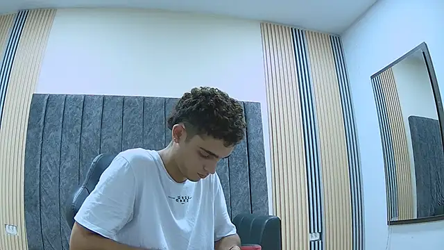 nathan shimmer online show from April 4, 2026, 8:26 pm