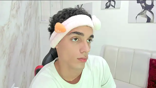 nathan shimmer online show from October 7, 2025, 8:43 pm