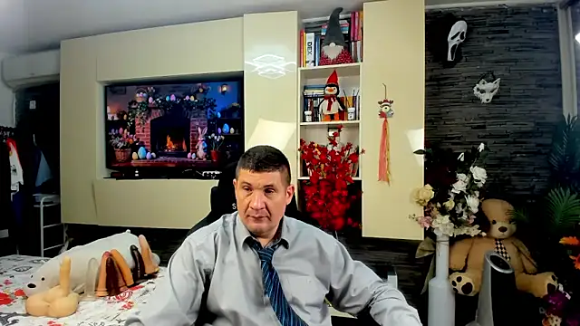 SpartacusDaddy48 online show from April 7, 2026, 5:48 pm