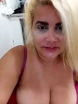 flavinhasensual online show from March 17, 2026, 8:45 pm