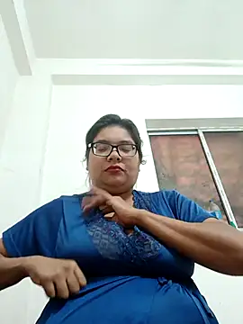 Elie couple143 online show from December 21, 2025, 8:27 am