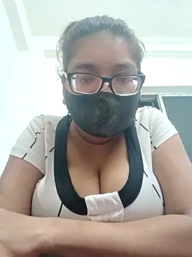 Elie couple143 online show from October 1, 2025, 6:01 pm