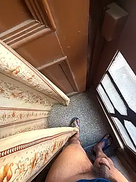 desir3dlund online show from March 2, 2026, 8:32 am