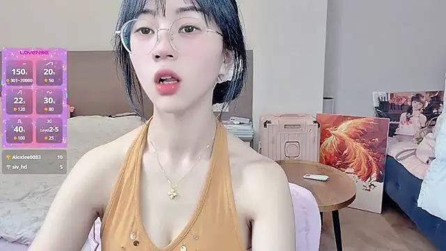 nini a online show from February 5, 2026, 8:54 am