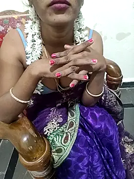 Snapshot of Swapna_kannada chatting on September 27, 2025, 2:23 pm Swapna kannada online show from September 27, 2025, 2:23 pm