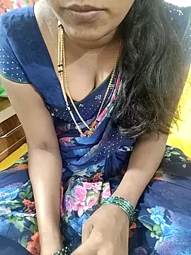 Snapshot of Swapna_kannada chatting on October 2, 2025, 2:42 pm Swapna kannada online show from October 2, 2025, 2:42 pm