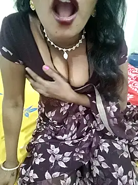 Snapshot of Swapna_kannada chatting on September 17, 2025, 5:04 pm Swapna kannada online show from September 17, 2025, 5:04 pm