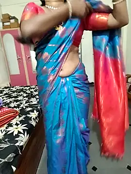 Snapshot of Swapna_kannada chatting on November 4, 2025, 1:09 am Swapna kannada online show from November 4, 2025, 1:09 am