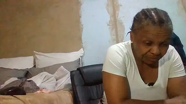 Snapshot of Nicky52 chatting on June 10, 2026, 4:08 pm Nicky52 online show from June 10, 2026, 4:08 pm