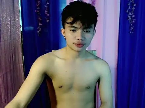 mostwantedtwink online show from September 25, 2025, 4:29 am