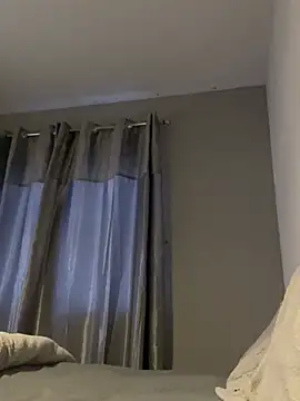 LollyLove  online show from April 5, 2026, 6:47 pm