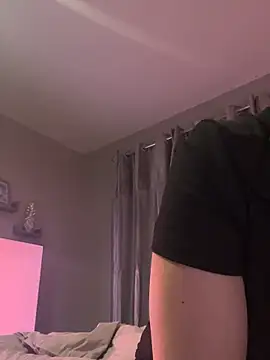 Snapshot of LollyLove_ chatting on October 29, 2025, 9:03 pm LollyLove online show from October 29, 2025, 9:03 pm