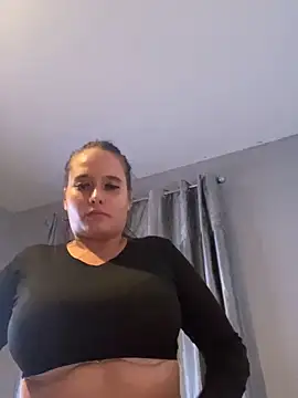 Snapshot of LollyLove_ chatting on November 16, 2025, 7:07 pm LollyLove online show from November 16, 2025, 7:07 pm