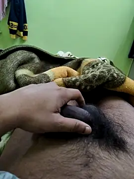 mayank901212 online show from January 14, 2026, 6:28 am