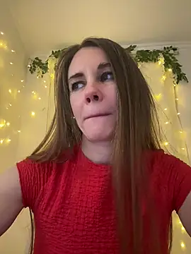 LucieMack online show from March 23, 2026, 5:46 pm