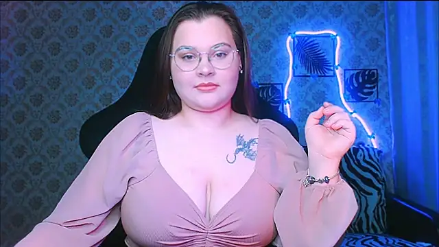 InLoveWithLife26 online show from January 8, 2026, 5:41 pm