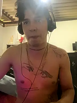 Snapshot of mavis21xxx chatting on October 25, 2025, 4:51 pm mavis21xxx online show from October 25, 2025, 4:51 pm