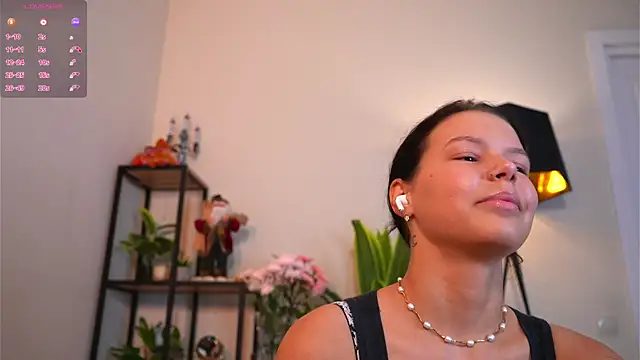 MaydaCornwall online show from May 24, 2026, 4:12 am
