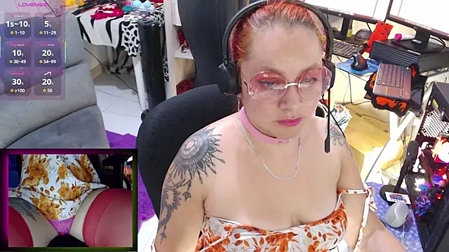 leidydi223 online show from October 16, 2025, 1:25 am