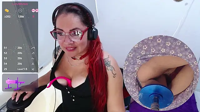 leidydi223 online show from February 13, 2026, 10:54 pm