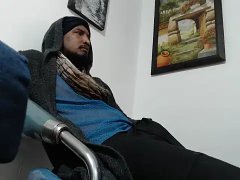 Snapshot of ElCaballeroNegro24 chatting on September 24, 2025, 2:07 am ElCaballeroNegro24 online show from September 24, 2025, 2:07 am