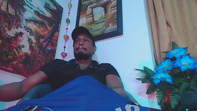 Snapshot of ElCaballeroNegro24 chatting on January 6, 2026, 11:09 pm ElCaballeroNegro24 online show from January 6, 2026, 11:09 pm