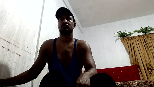 Snapshot of ElCaballeroNegro24 chatting on July 13, 2026, 9:14 pm ElCaballeroNegro24 online show from July 13, 2026, 9:14 pm
