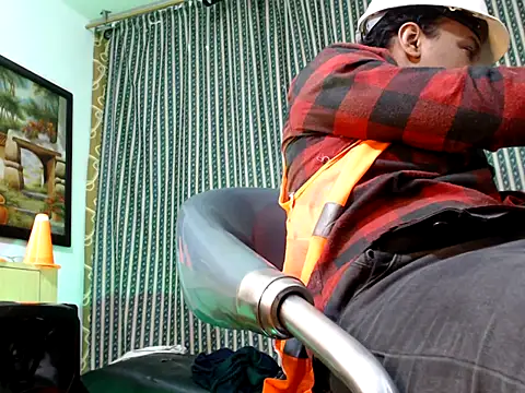 Snapshot of ElCaballeroNegro24 chatting on October 2, 2025, 12:58 am ElCaballeroNegro24 online show from October 2, 2025, 12:58 am