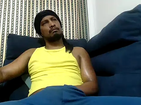 Snapshot of ElCaballeroNegro24 chatting on September 11, 2025, 10:10 pm ElCaballeroNegro24 online show from September 11, 2025, 10:10 pm