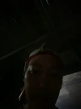 Lai005 online show from October 5, 2025, 11:45 am