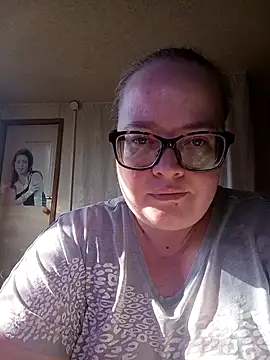 Snapshot of LillyWilly chatting on September 20, 2025, 10:09 am LillyWilly online show from September 20, 2025, 10:09 am