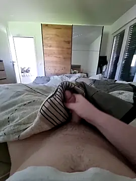 wididoooo online show from September 18, 2025, 7:33 am