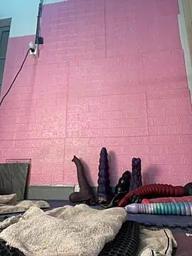 Rose 194 online show from March 11, 2026, 3:55 am