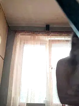 Moonolighta online show from November 15, 2025, 9:35 am