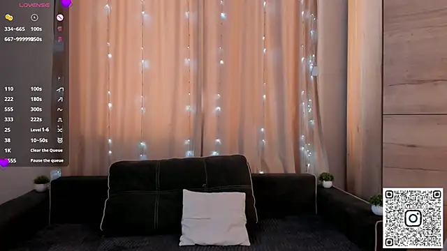 BlushinBloom online show from September 9, 2025, 6:23 am