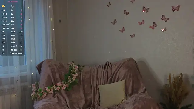 BlushinBloom online show from April 4, 2026, 5:58 am