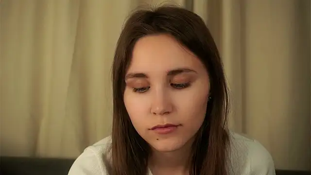 EthalFlowers online show from October 29, 2025, 1:15 am