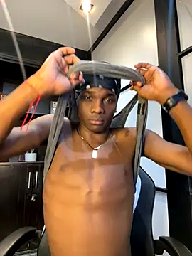 Brycce santos online show from November 19, 2025, 1:55 pm