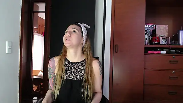 Snapshot of karlamoon23 chatting on September 24, 2025, 8:48 pm karlamoon23 online show from September 24, 2025, 8:48 pm