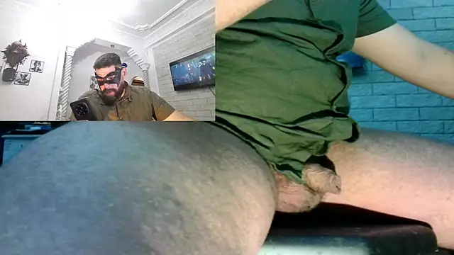 Snapshot of frontmaskmen chatting on June 1, 2026, 11:15 pm frontmaskmen online show from June 1, 2026, 11:15 pm
